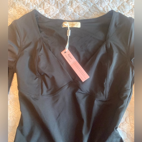 Qinsen bodysuit, size L - Picture 4 of 5